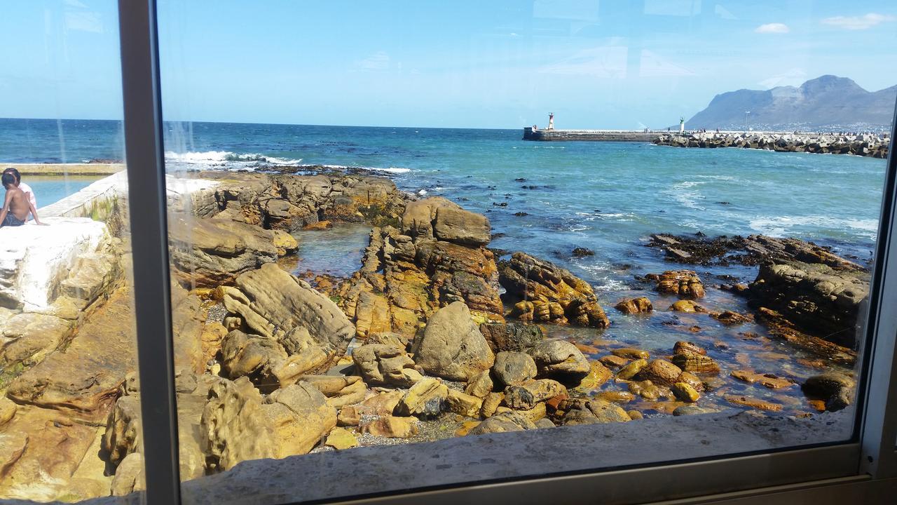 Coral Sands On Muizenberg Εξωτερικό φωτογραφία